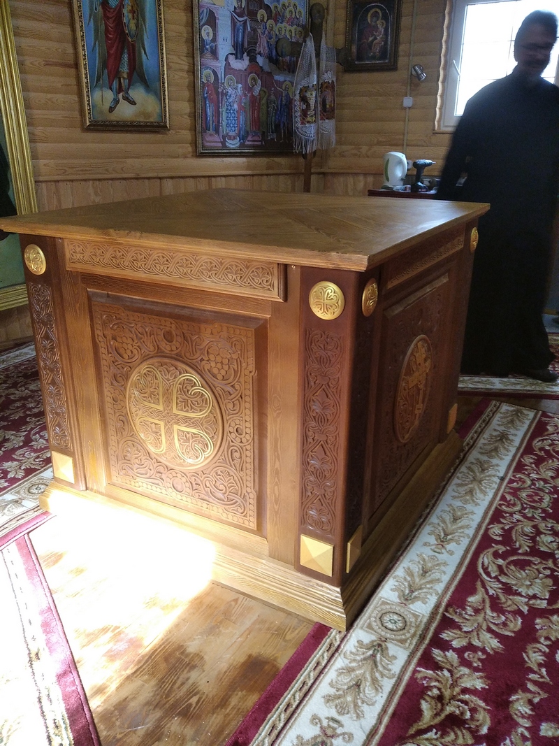 Облачение престола.