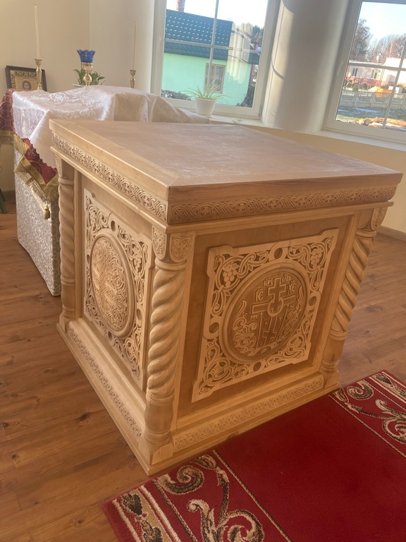 Облачение престола.